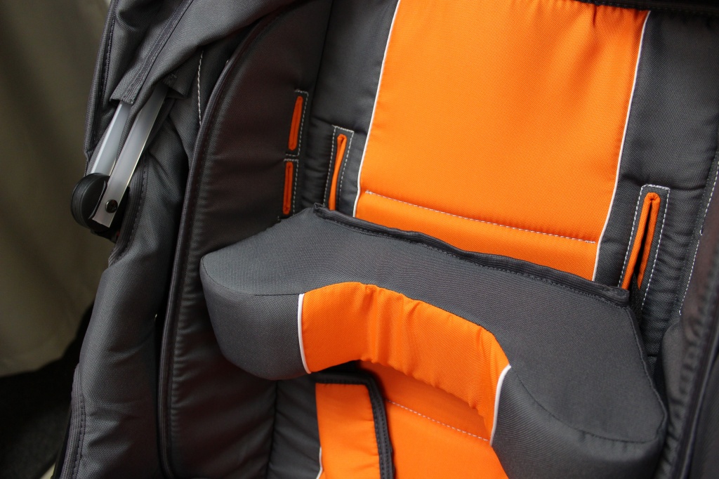 Коляска Амбрелла_система регулировки по высоте.JPG