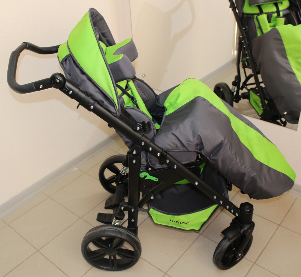 мешок на ножки коляску.JPG